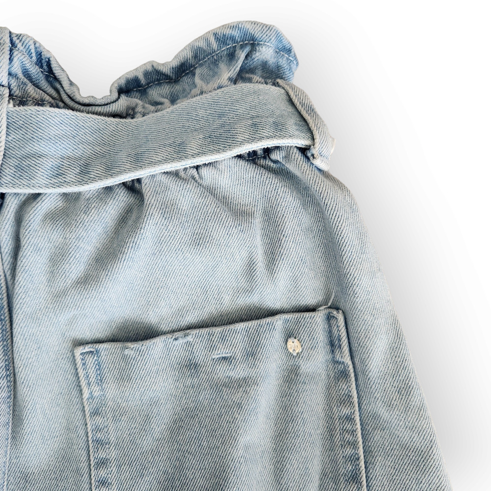 Zara Light Wash High Waisted 80s Mom Shorts Paper Bag Jean Shorts 2 - Picture 7 of 7